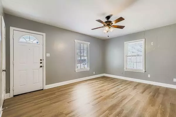 Austin, TX 78752,700 W Saint Johns Ave