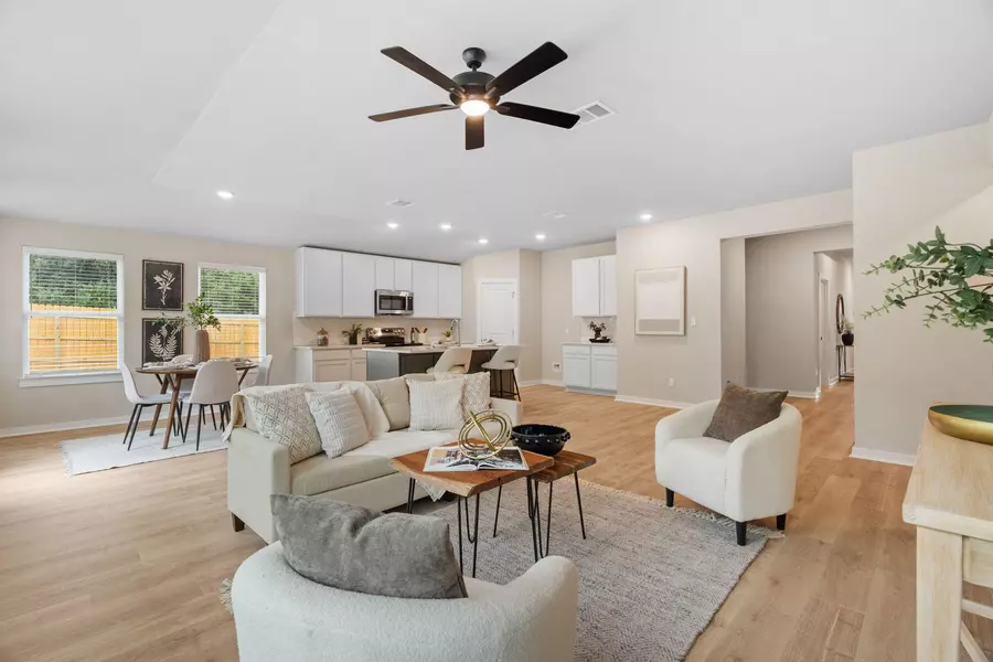 21109 Santa Paula Ave, Lago Vista, TX 78645