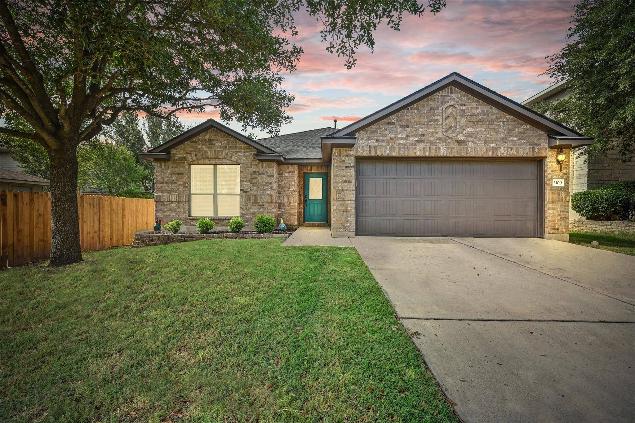 2109 Ocallahan DR, Austin, TX 78748
