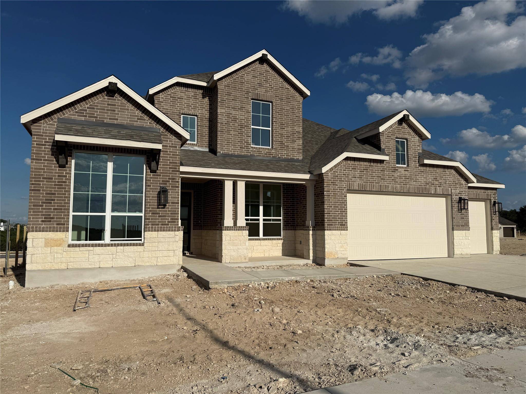 112 Lookout Point DR, Liberty Hill, TX 78642