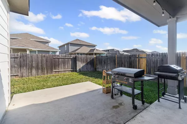 Jarrell, TX 76537,117 Quiet Man DR