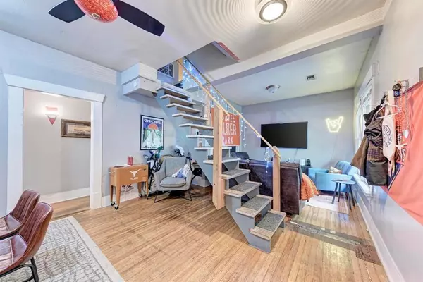 Austin, TX 78705,2834 Salado ST