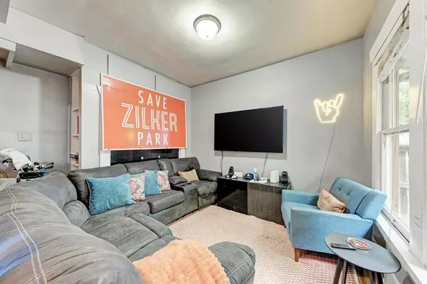 Austin, TX 78705,2834 Salado ST