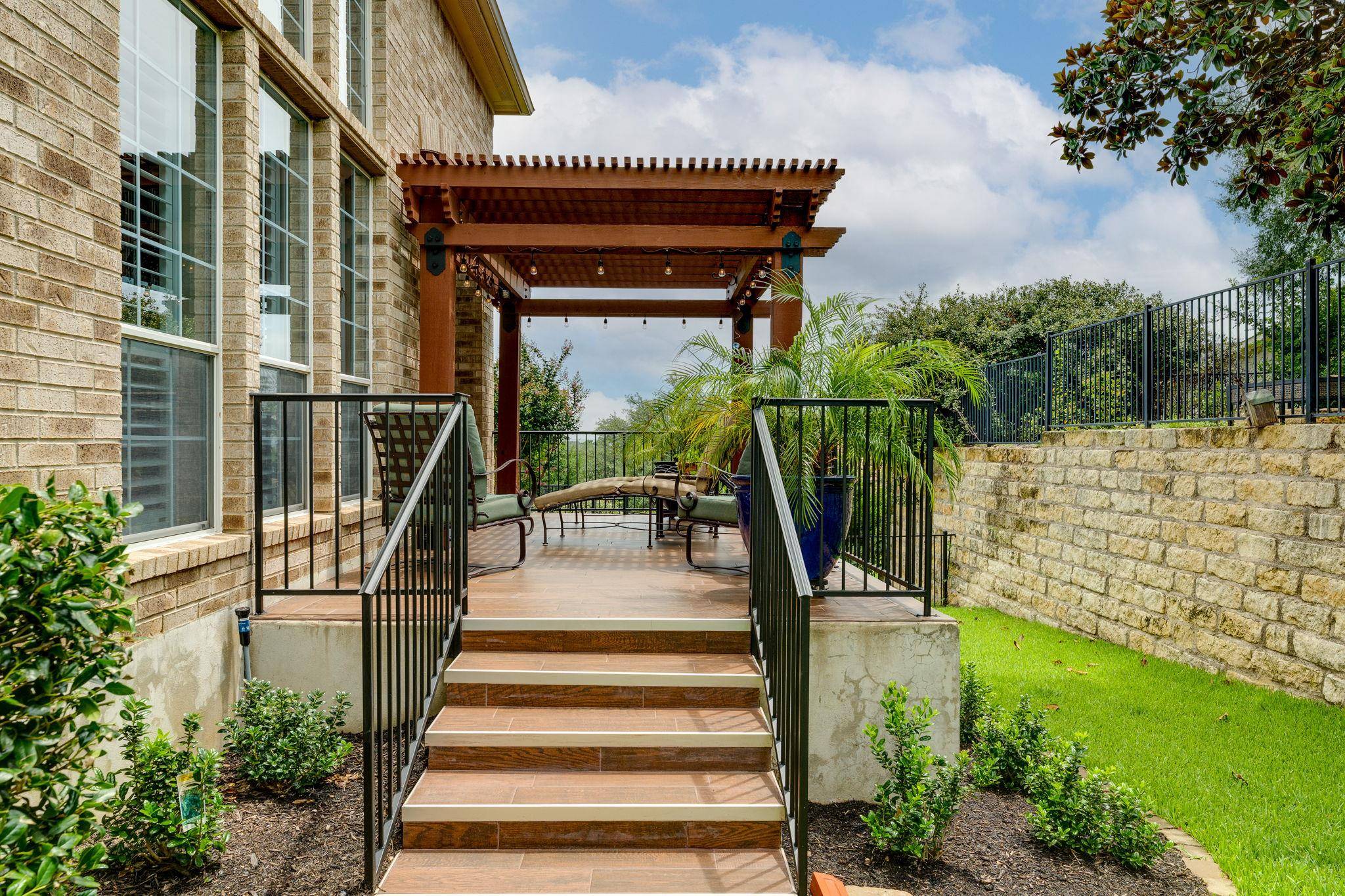 Austin, TX 78738,117 N Whitley DR
