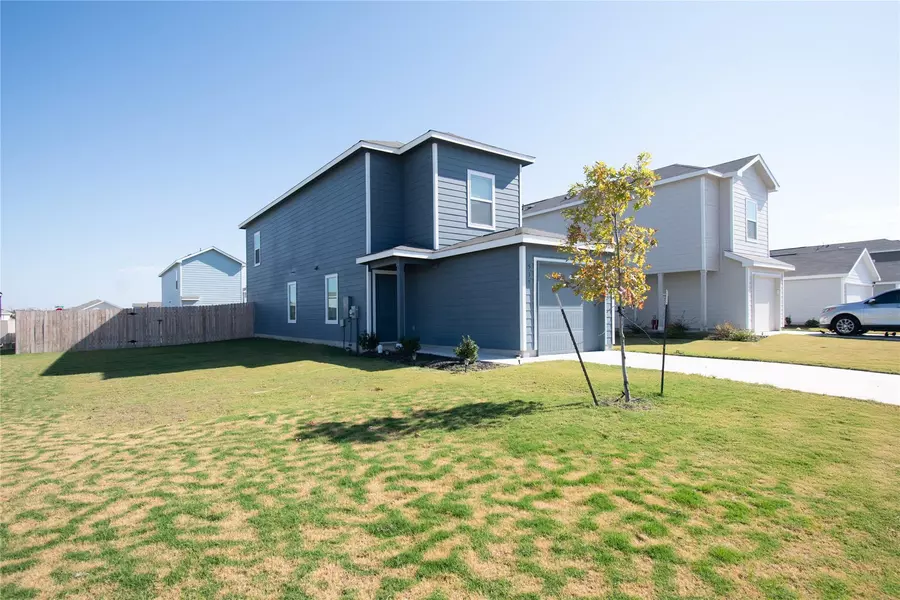 539 Commander Abbott DR, Jarrell, TX 76537