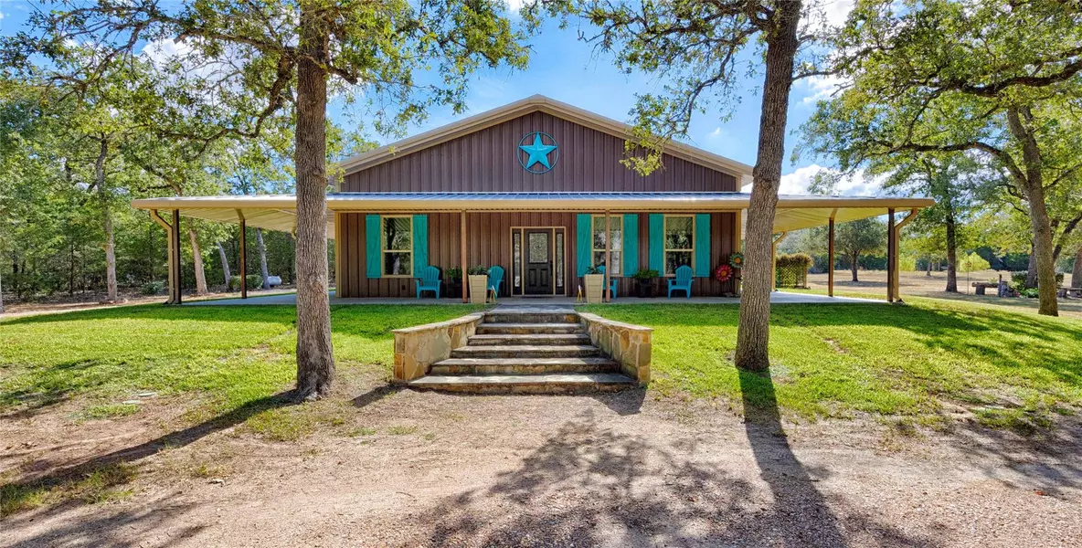 1851 Bittner RD, Muldoon, TX 78949
