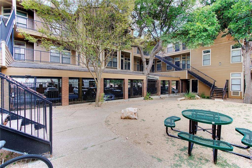 2802 Nueces ST #206, Austin, TX 78705