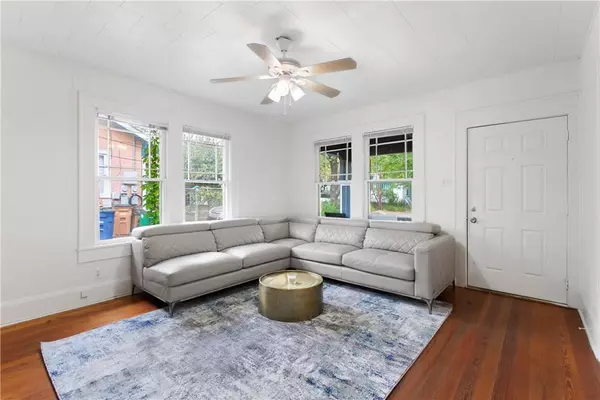 Austin, TX 78705,2832 Pearl ST
