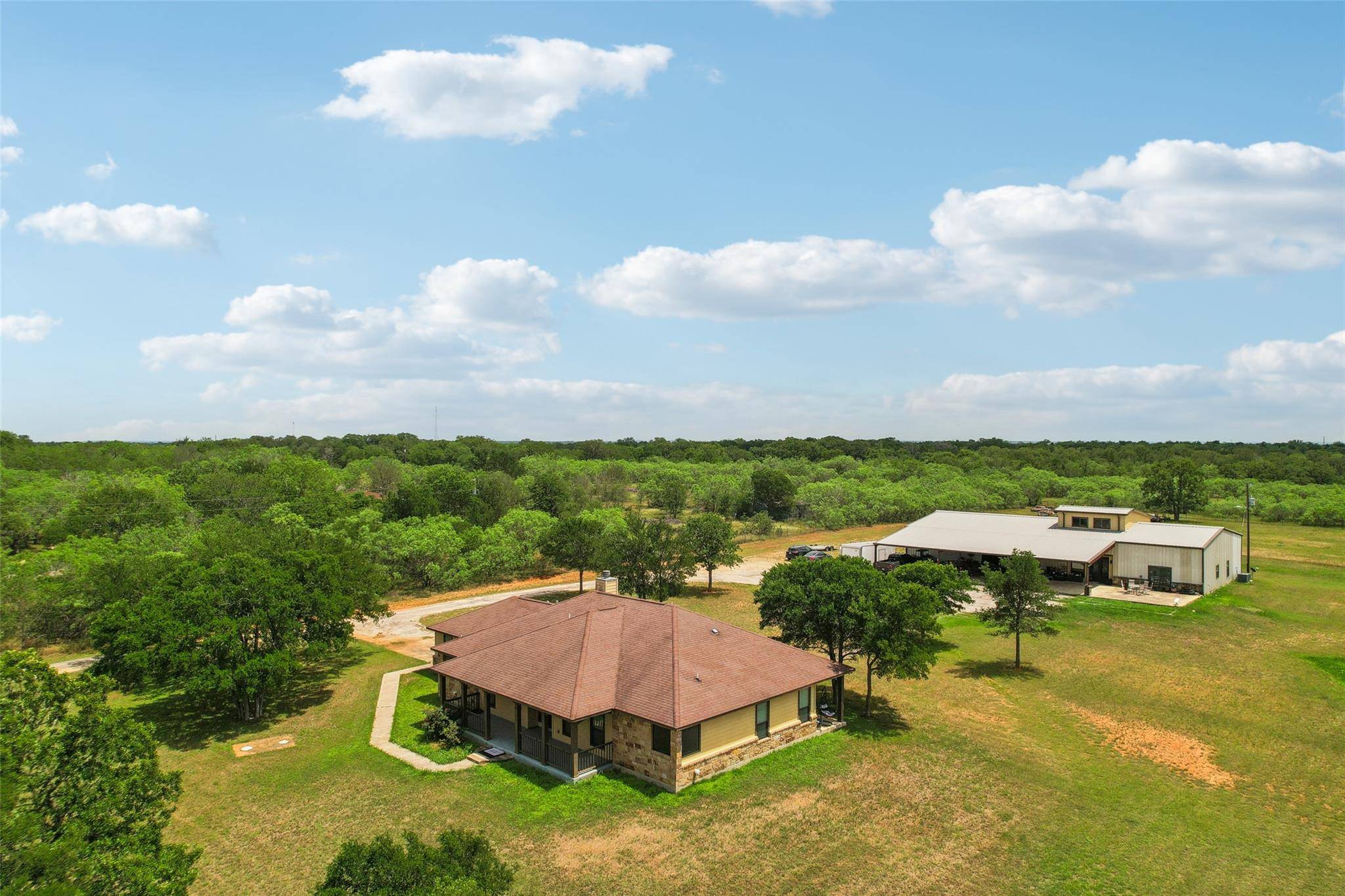 Dale, TX 78616,2300 Tumbleweed TRL