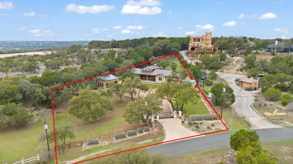 20117 Moon Dance LN, Spicewood, TX 78669