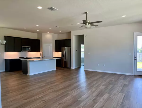 Dripping Springs, TX 78620,320 Creek RD #105
