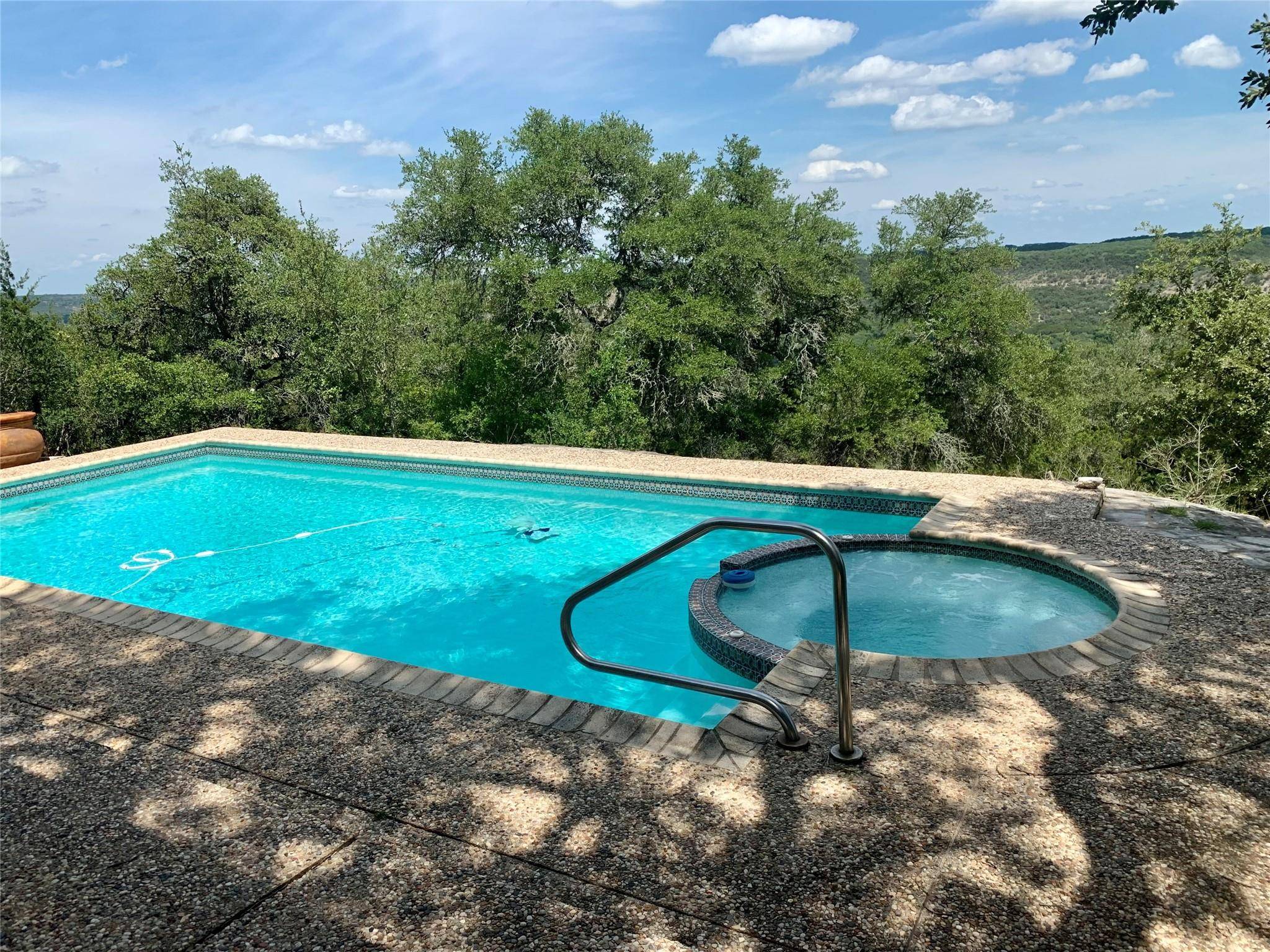 Wimberley, TX 78676,4 Meridian DR