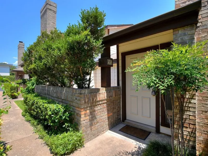 1748 Ohlen RD #91, Austin, TX 78757