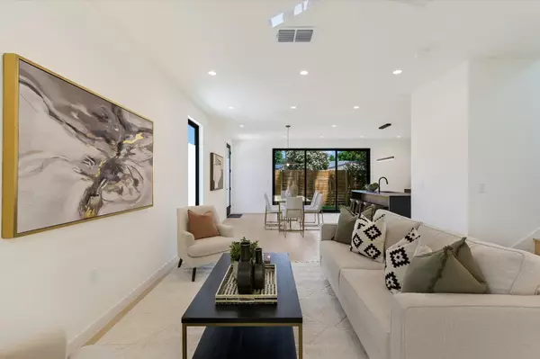 Austin, TX 78702,2705 Francisco ST #A