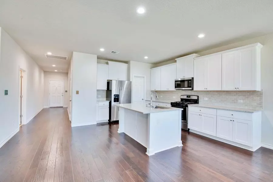 8008 Massa DR, Round Rock, TX 78665