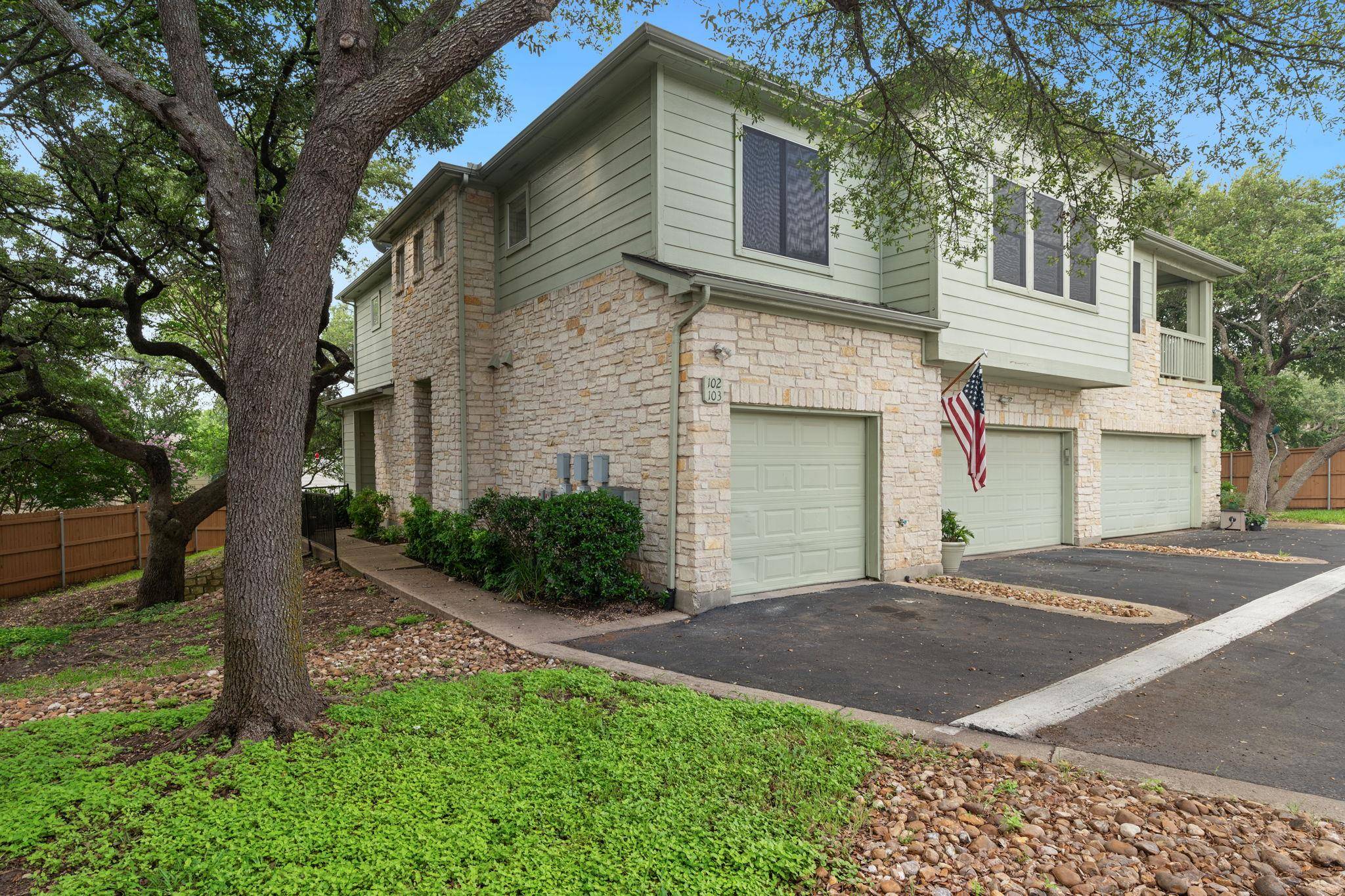 7501 Shadowridge RUN #103, Austin, TX 78749