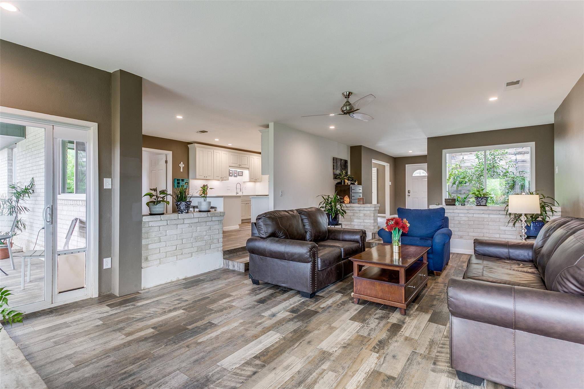 110 Fleetwood DR, New Braunfels, TX 78130