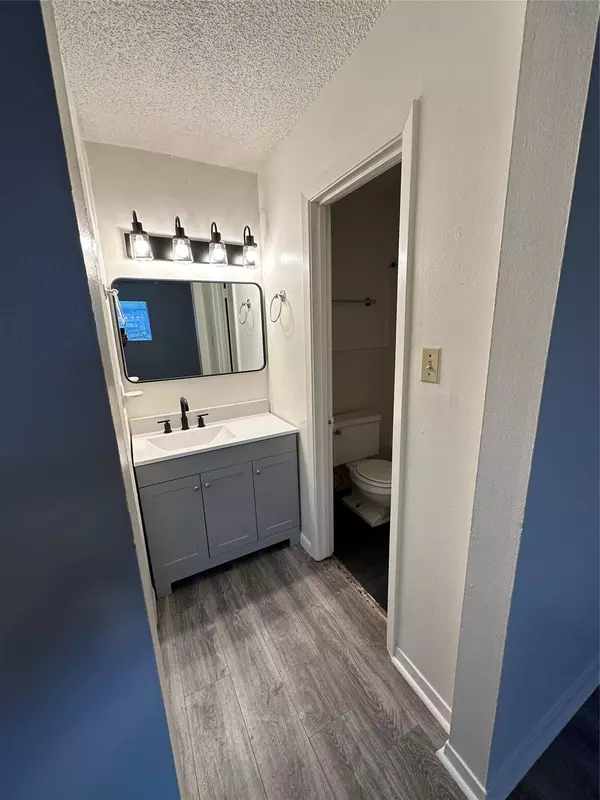 Austin, TX 78705,104 E 32nd ST #206