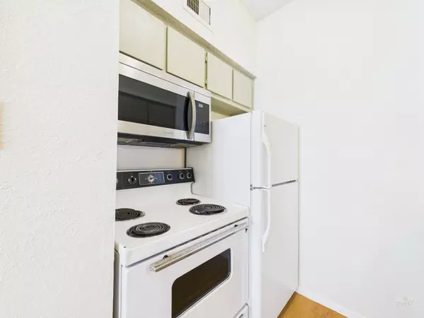 Austin, TX 78705,2604 Salado ST #202
