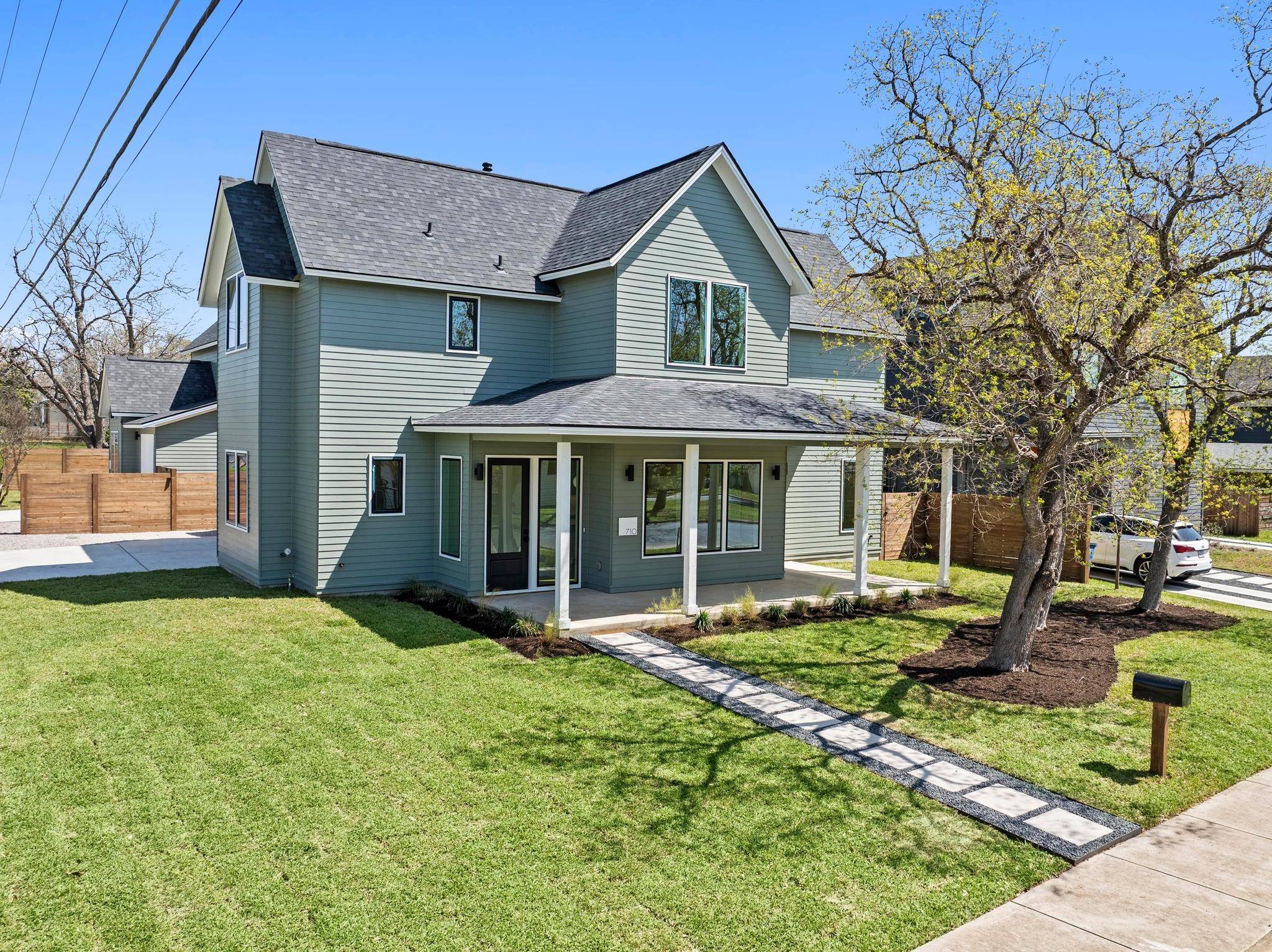 710 Philco DR, Austin, TX 78745