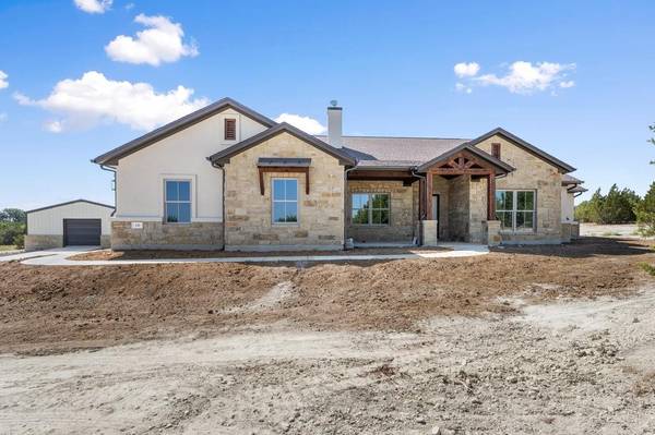 141 Whispering Wind RD, Bertram, TX 78605