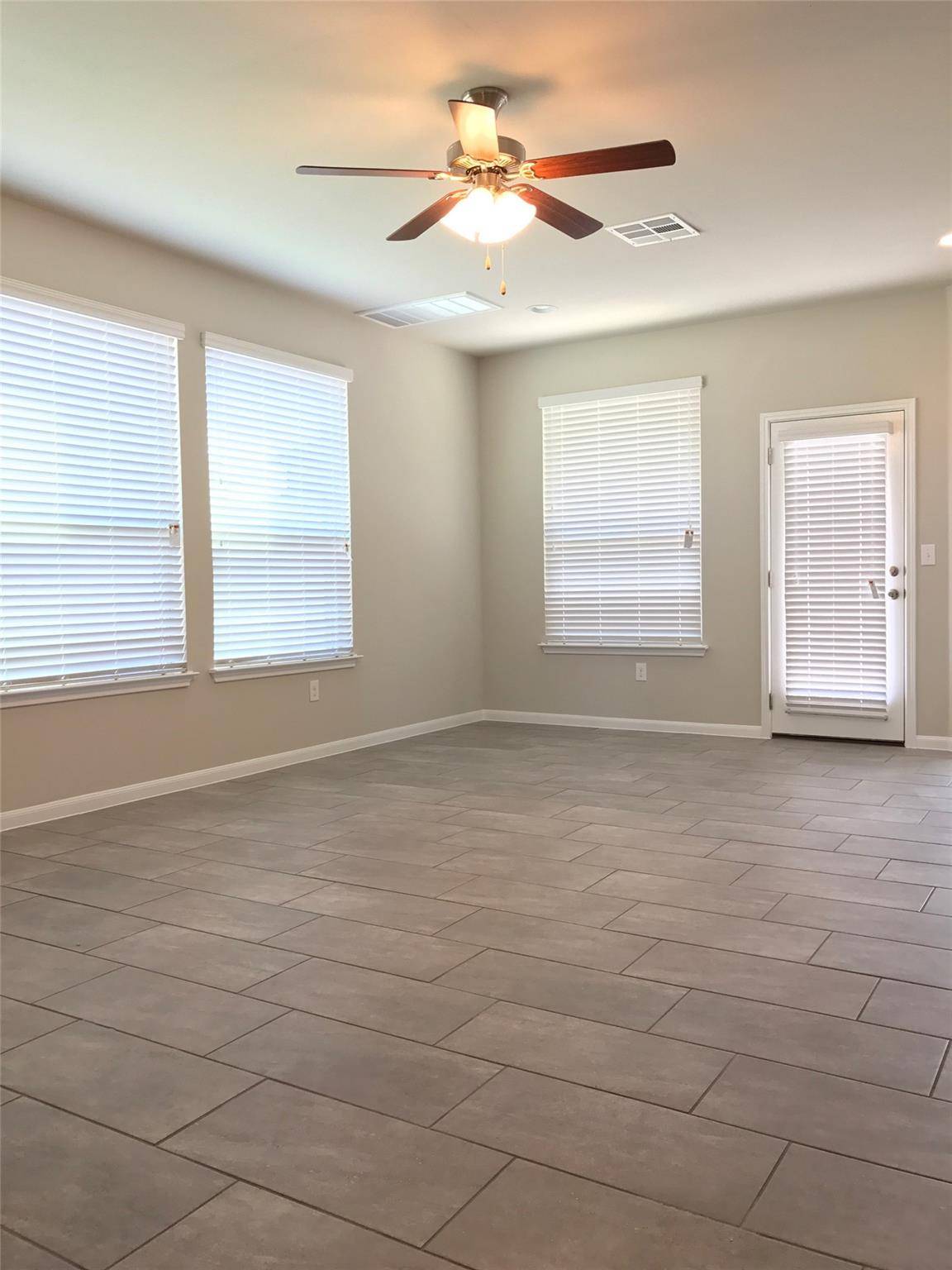 Georgetown, TX 78626,5716 Scenic Lake DR