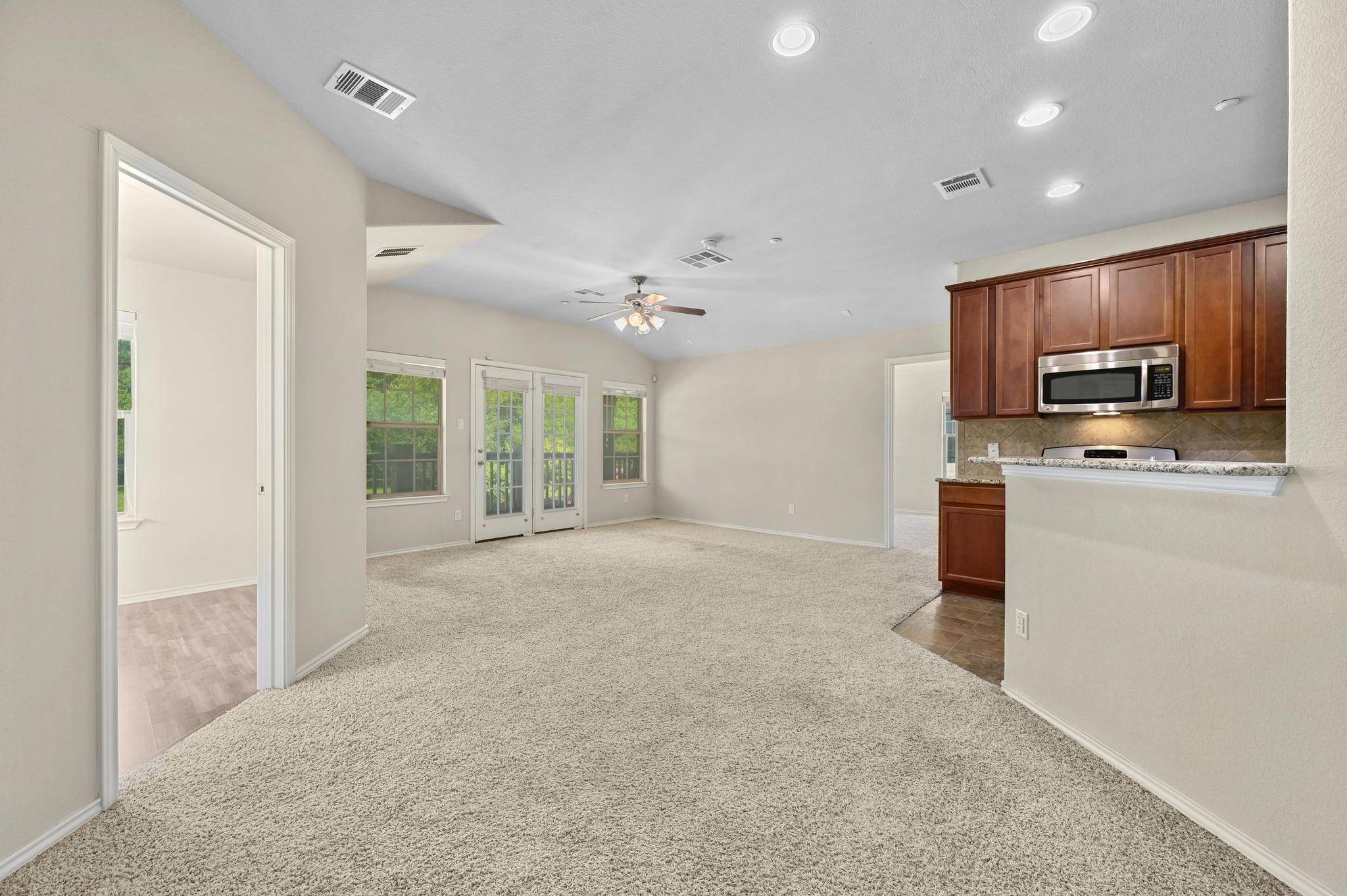 Austin, TX 78727,1310 W Parmer Ln LN #15C/1501