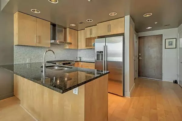 Austin, TX 78703,300 Bowie ST #0