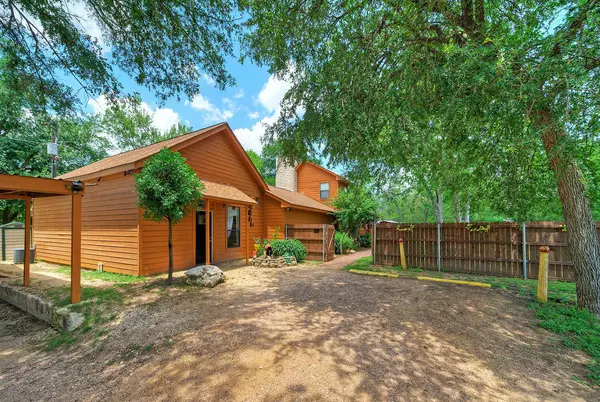 Webberville, TX 78653,828 Water ST