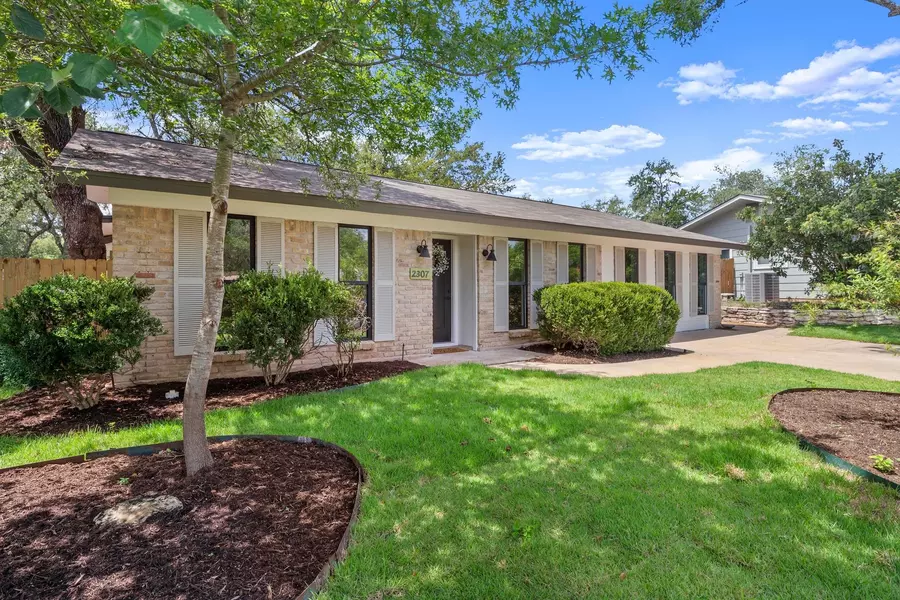 2307 Mimosa DR, Austin, TX 78745