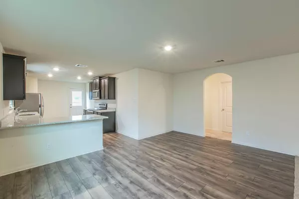 Jarrell, TX 76537,136 Allington CIR