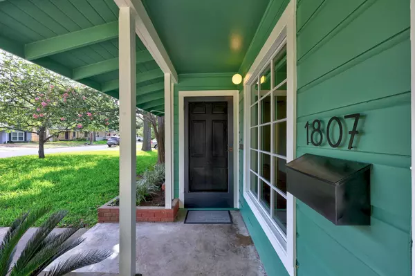 Austin, TX 78757,1807 W Saint Johns Ave