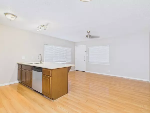 Austin, TX 78705,2408 LONGVIEW ST #101