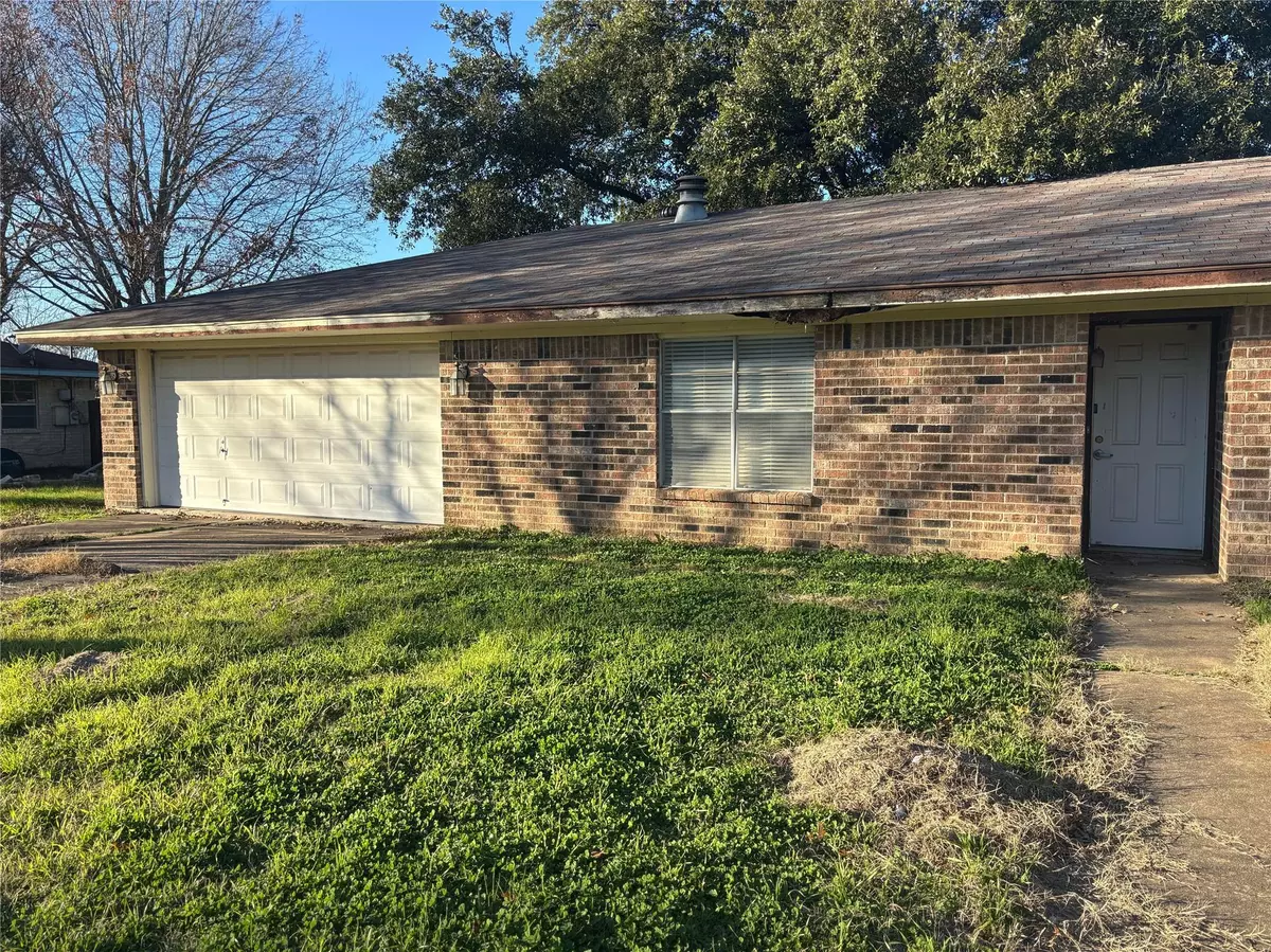 Bastrop, TX 78602,410 Juniper ST