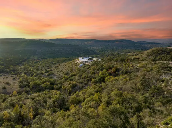 Wimberley, TX 78666,1785 Backbone RDG