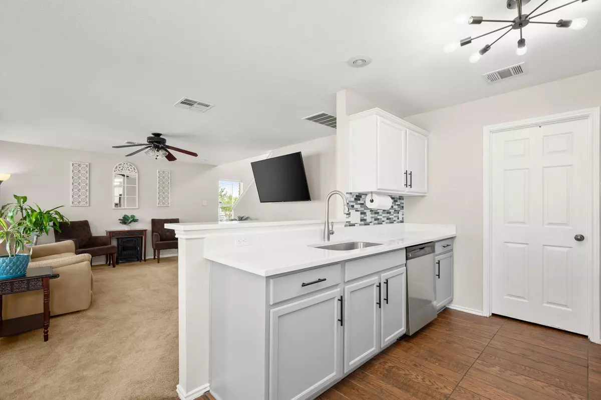 Pflugerville, TX 78660,216 Sweet Leaf LN