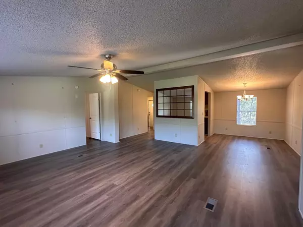 Bastrop, TX 78602,302 Lone Star RD #C