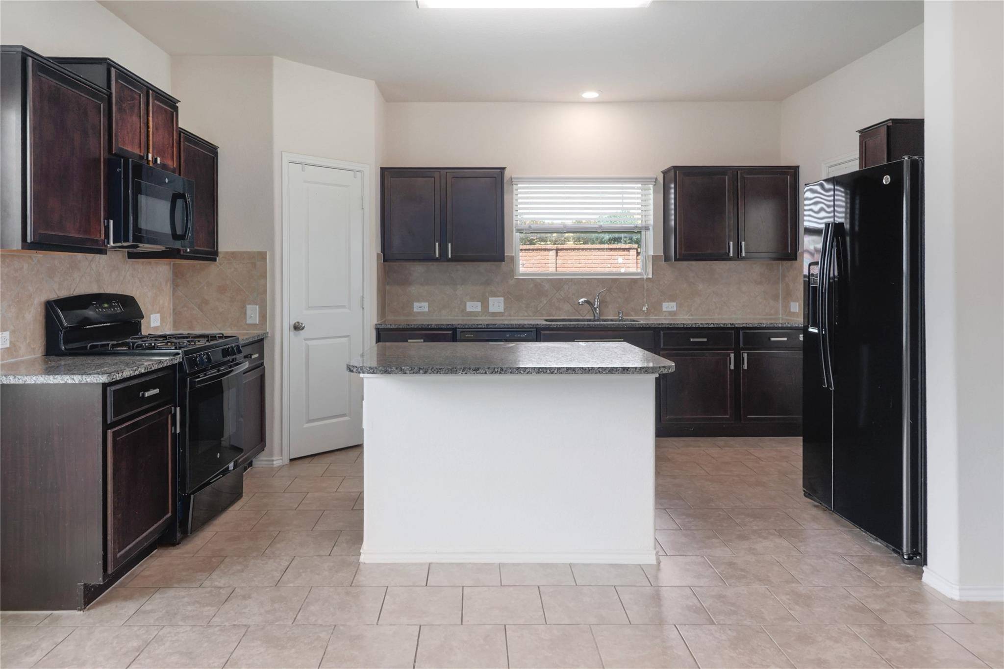 Round Rock, TX 78665,1040 Chad LOOP