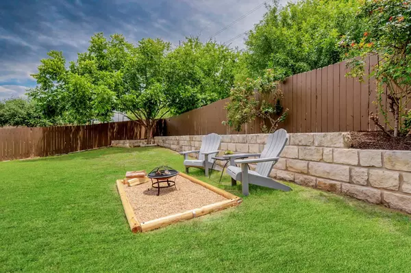 Austin, TX 78741,7229 Cayenne LN