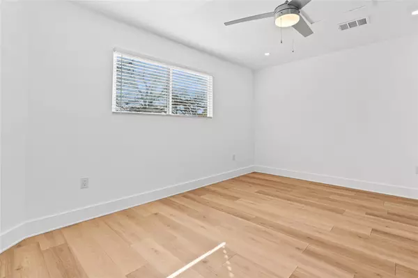 Austin, TX 78723,2706 Wheless LN #Bldg 4