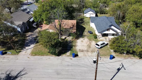Brownwood, TX 76801,1215 Avenue J