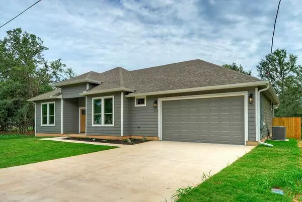 Bastrop, TX 78602,126 E Pauwela LN