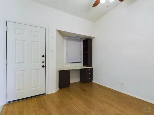 Austin, TX 78705,3316 Guadalupe ST #320