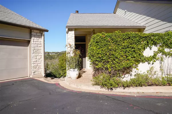 Austin, TX 78746,1520 Ben Crenshaw WAY #120