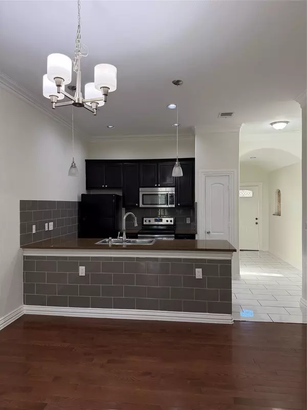 Del Valle, TX 78617,398 Mesa DR #A