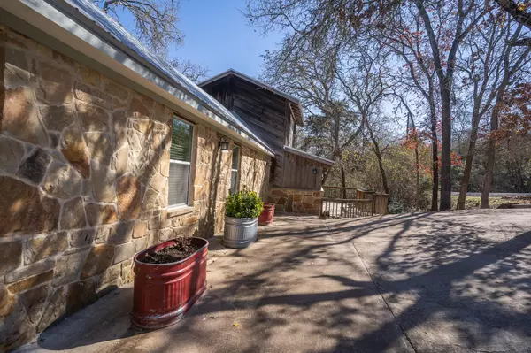 Bastrop, TX 78602,186 Iva LN
