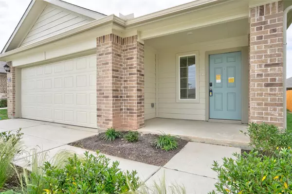 San Marcos, TX 78666,121 Roanwood DR