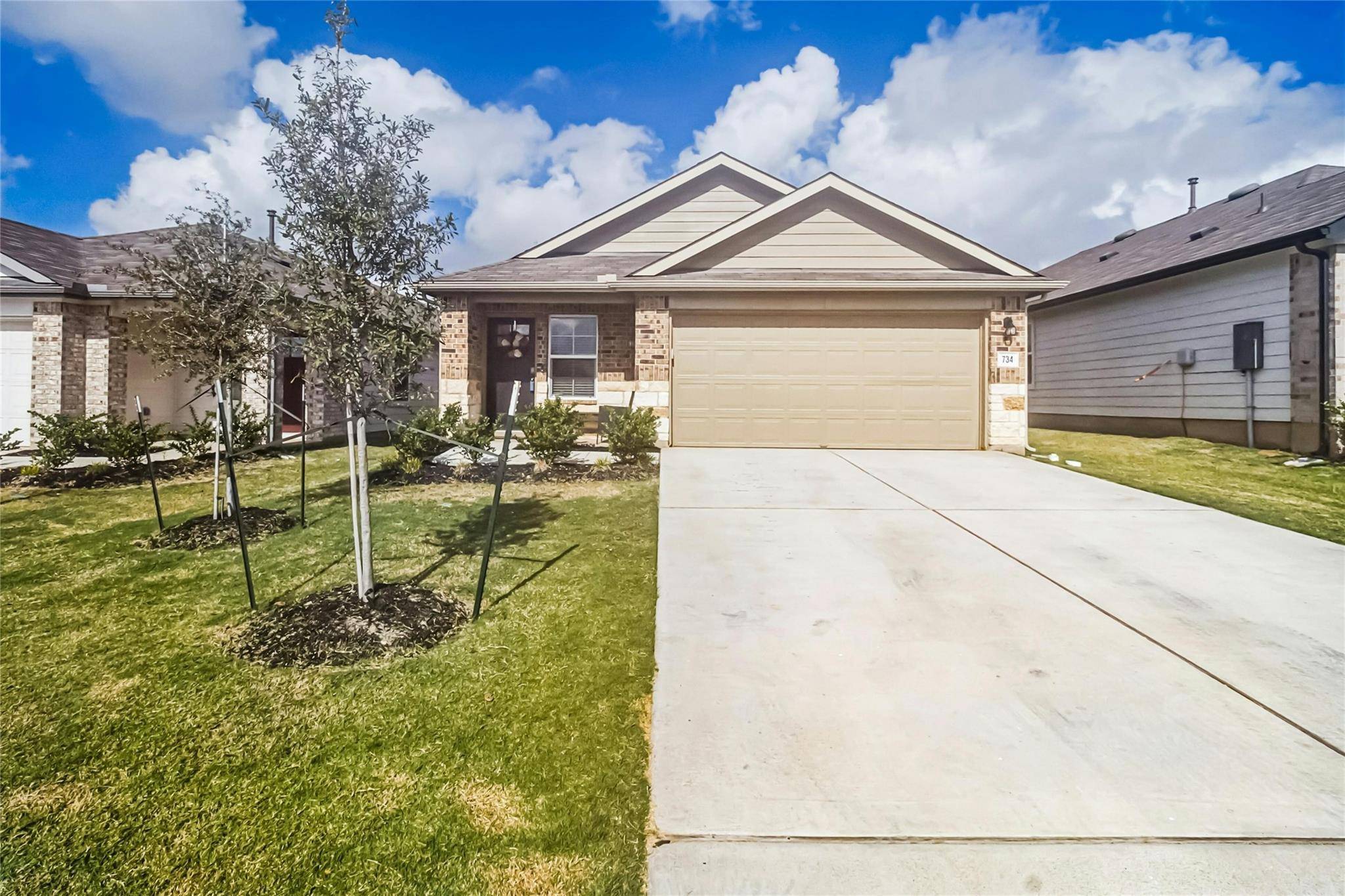 734 Globe Mallow CIR, Kyle, TX 78640