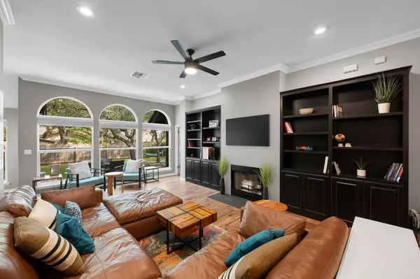 Round Rock, TX 78681,8716 BOBCAT DR