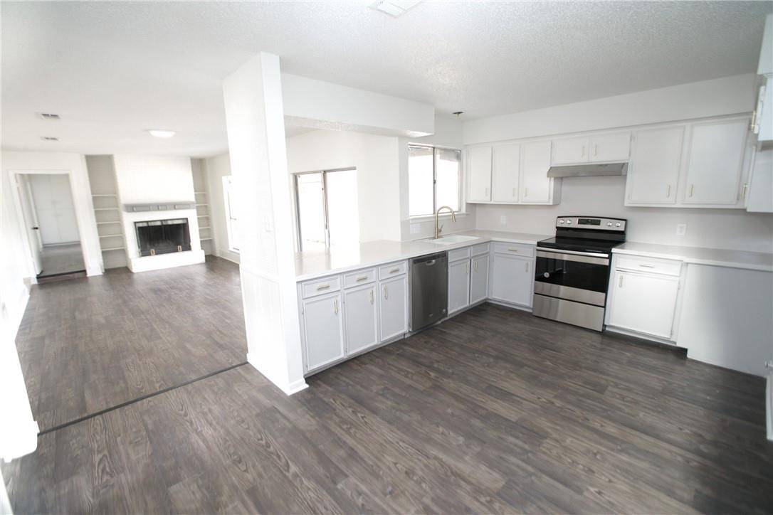 Austin, TX 78729,9518 Meadowheath DR